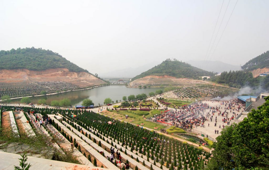 32: Tag der Ahnenehrung